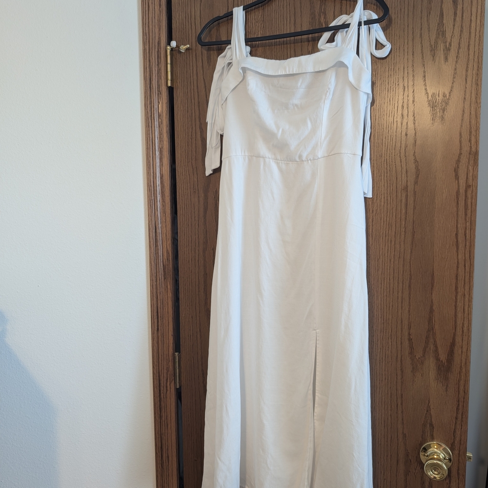 Francesca's Collections Strapless Cream Dress
